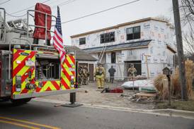 Floor collapses during Algonquin house fire