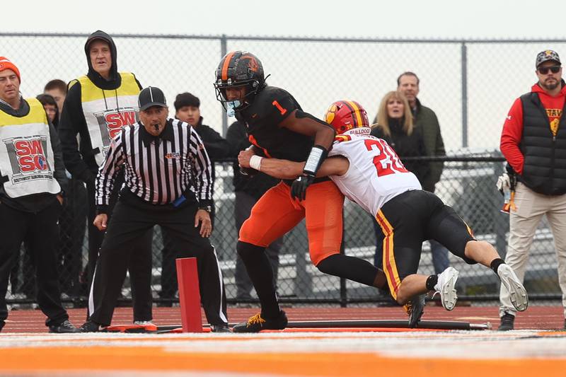 Lincoln-Way West’s DeAndre Coates scores on his second target against Batavia on Saturday, Nov. 9, 2024 in New Lenox.