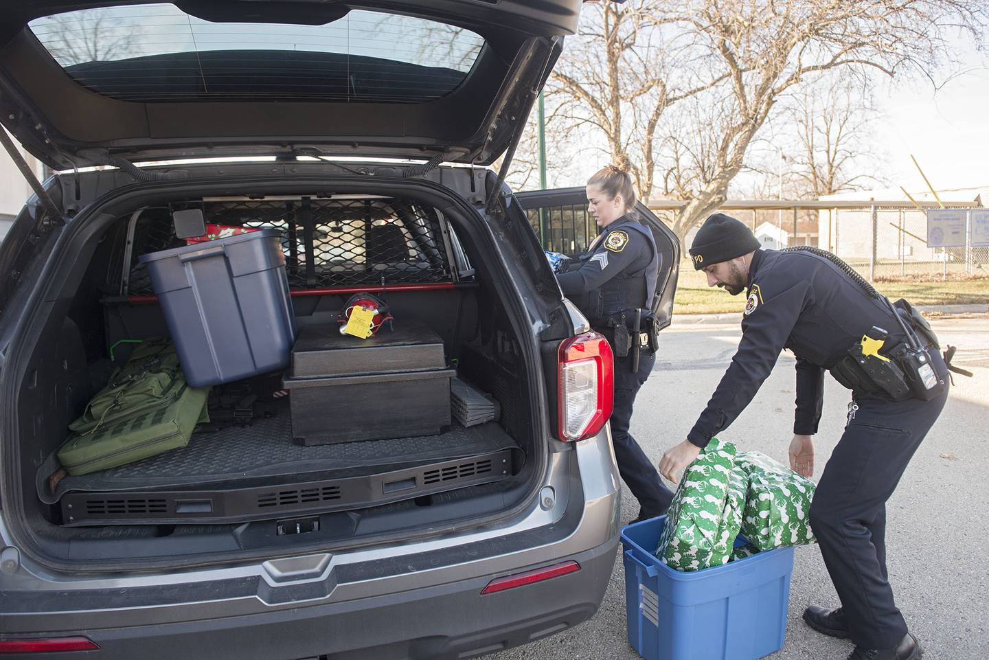 Rock Falls Police Department delivers Christmas cheer Shaw Local