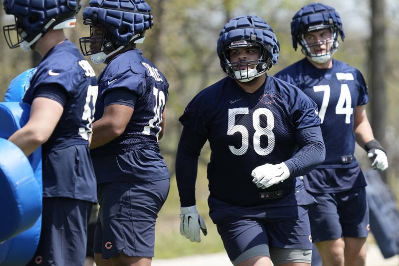 Chicago Bears offensive lineman Darnell Wright works on the field during the team's rookie minicamp, Friday, May 5, 2023, at Halas Hall in Lake Forest.
