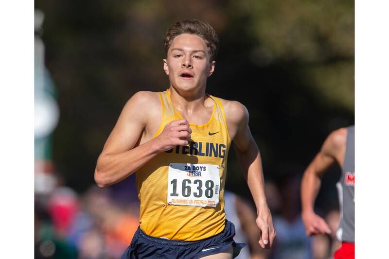 November 6, 2021- Peoria, IL - Sterling's Dale Johnson competes during the Class 2A IHSA Boys Cross Country State Finals. [Photo: Douglas Cottle/PhotoNews]