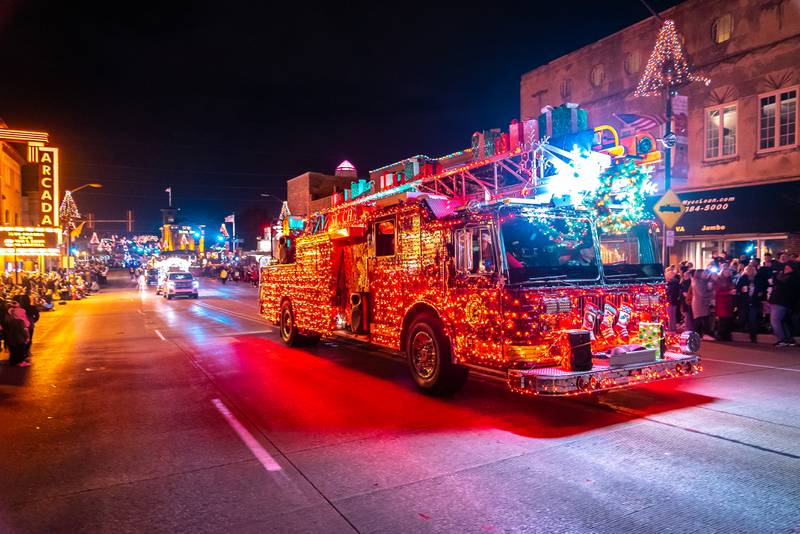 The St. Charles Business Alliance has announced that applications for the Electric Christmas Parade are now available for local businesses, community groups and non-profits.