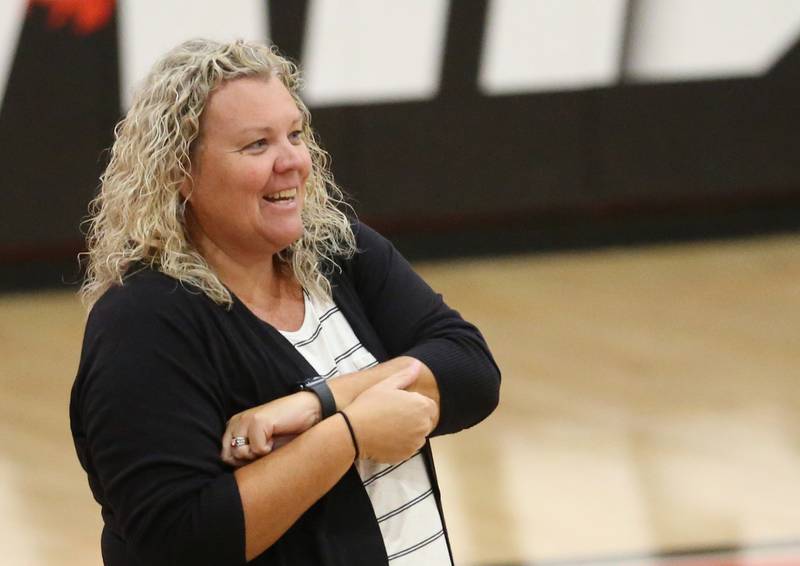 Earlville volleyball coach Tonya Scherer coaches her team on Tuesday, Aug. 29, 2023 at Earlville High School.