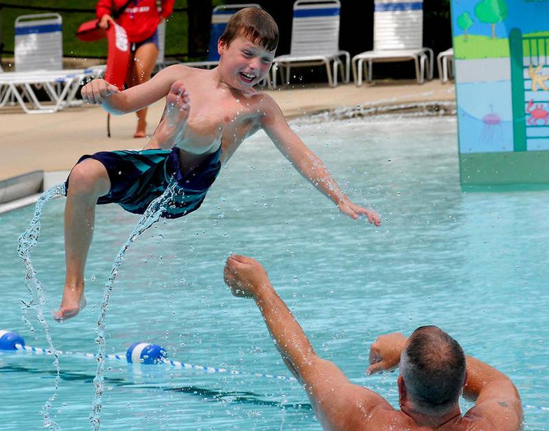 Warm summer boosts attendance at Glen Ellyn's Sunset Pool Shaw Local