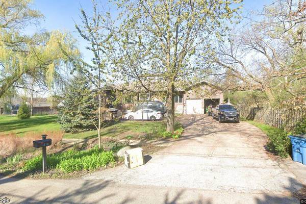 Sale closed in Downers Grove: $1.08 million for a single-family home