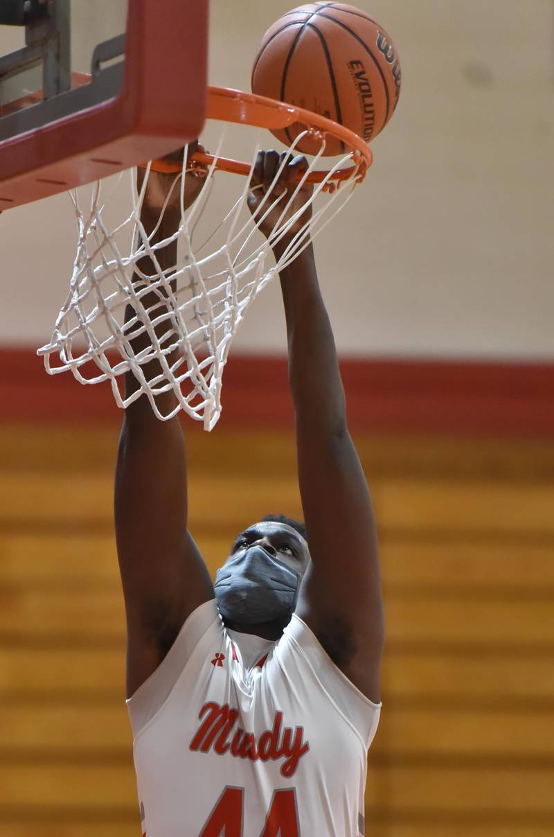Photos St. Charles East boys varsity basketball travel to Mundelein