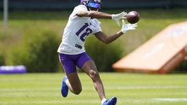Vikings to cover as road dogs? See our top plays for tonight’s MNF doubleheader