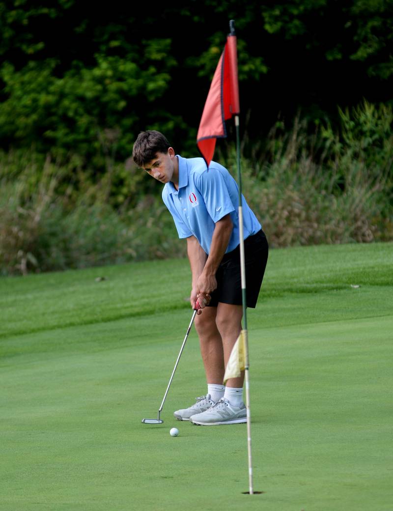 Oregon's Nelson Benesh putts during a Monday, Aug. 18, 2025 match with Erie-Prophetstown at Silver Ridge Golf Course north of Oregon.