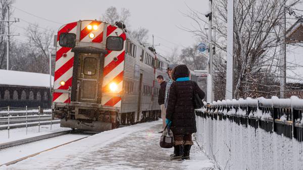 As North Pole weather moves in, Metra reduces schedules for Friday