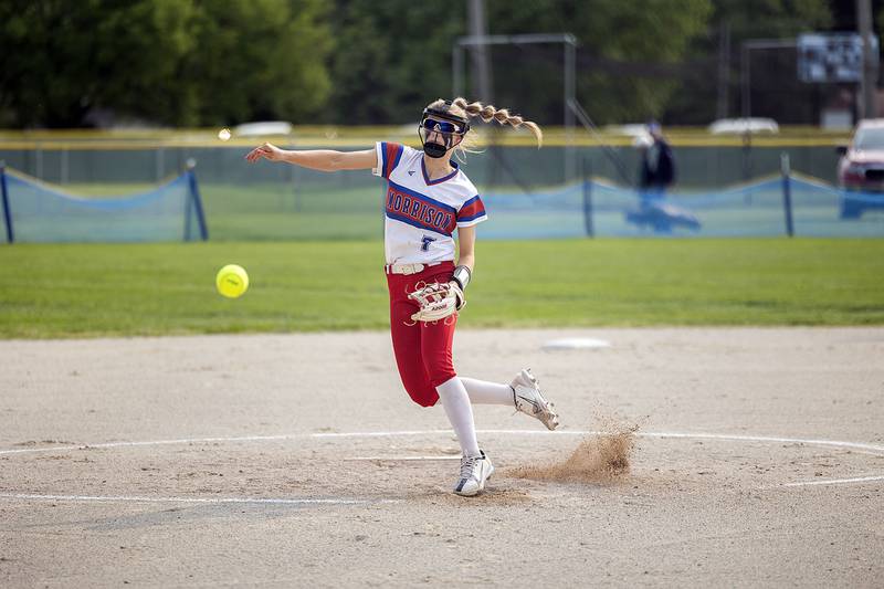 Morrison’s Bella Duncan fires a pitch against Henry Wednesday, May 17, 2023.