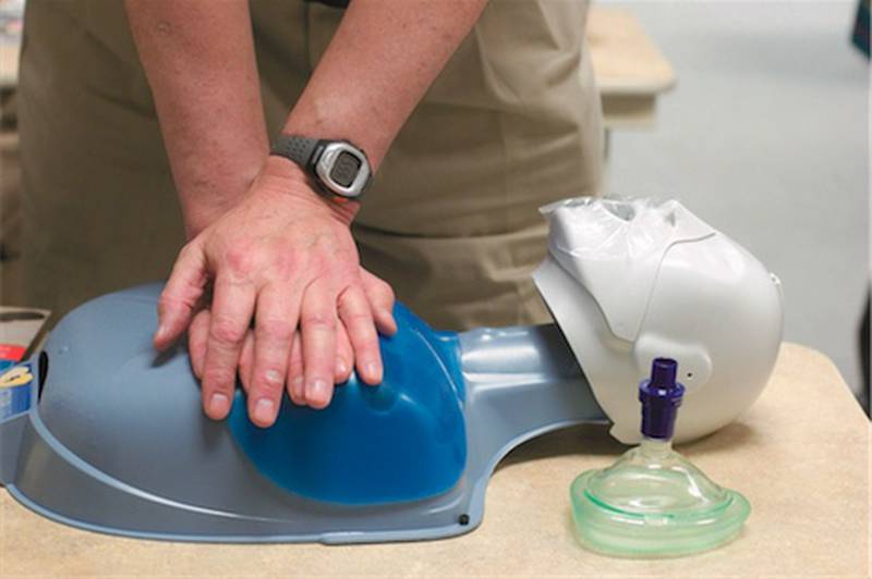 A hands only CPR class is scheduled 6 to 7:30 p.m. Thursday, Jan. 4, and 10 to 11:30 a.m. Saturday, Jan. 6, in the Wenona Bi-Centennial room, 224 Chestnut St.
