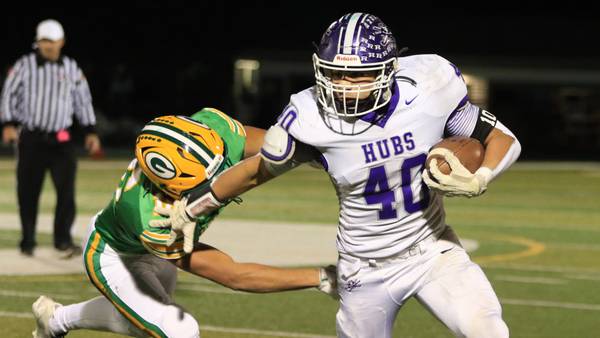 Geneseo recovers onside kick, drills game winner at buzzer to beat Rochelle 16-14