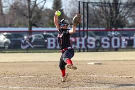 Lydia Hammond dominant as Bradley-Bourbonnais cruises to season-opening win