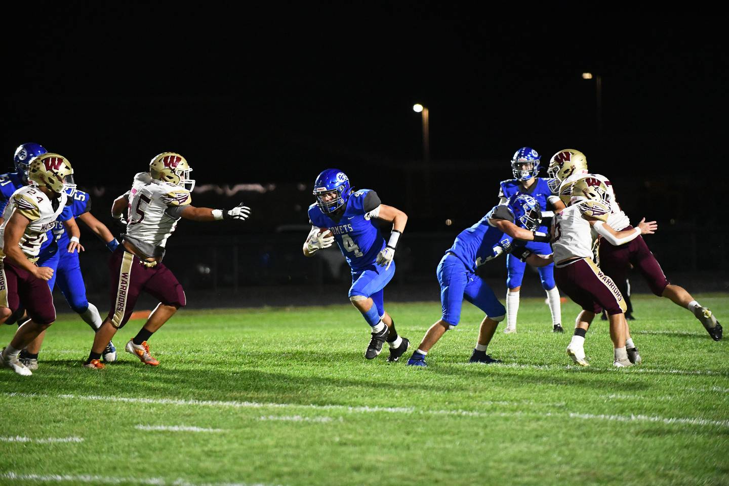 Central's Derrek Rodriguez runs the ball Friday, Sept. 27, 2024, during the Comets' game against Watseka.