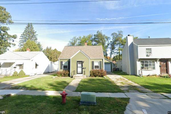 What were the best deals for residential properties in DeKalb County the week of April 20?