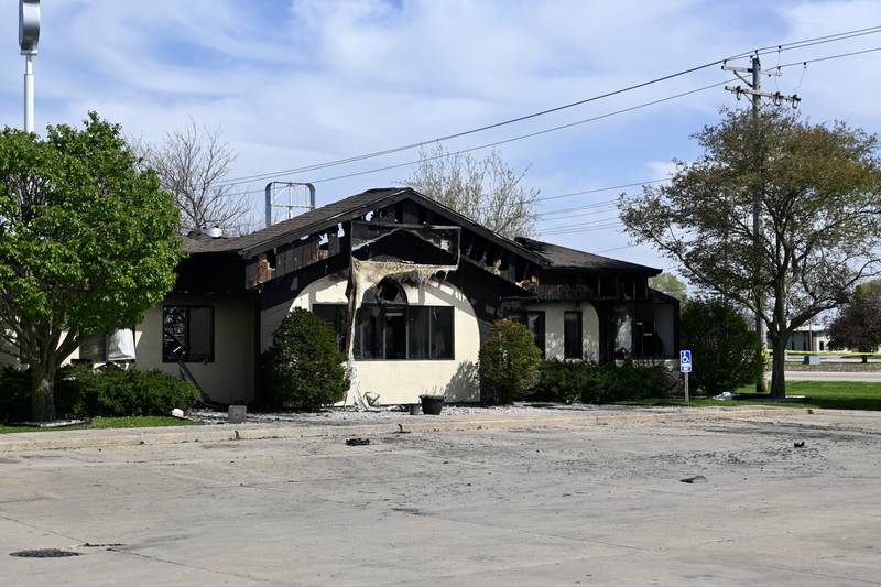 An Oglesby restaurant is a total loss Thursday after an early morning fire.