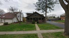 Downers Grove: Single-family home built in 1924 sells for $725,000