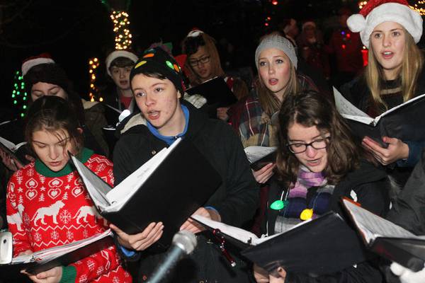 Village of Fox Lake rings in season with 2025 Festival of Lights Parade