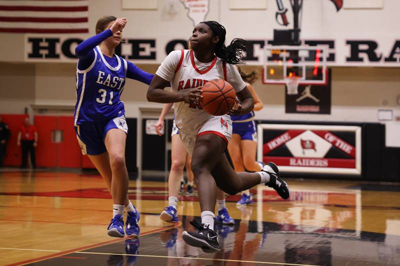 Bolingbrook’s Jasmine Jones drives to the basket against Lincoln-Way East on Thursday January 26th, 2023.