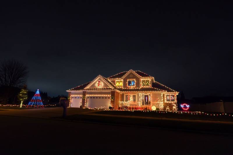 The Ramirez Family (Entry 8) at 715 Tremont St. claimed first place with 559 votes in the People’s Choice Category.