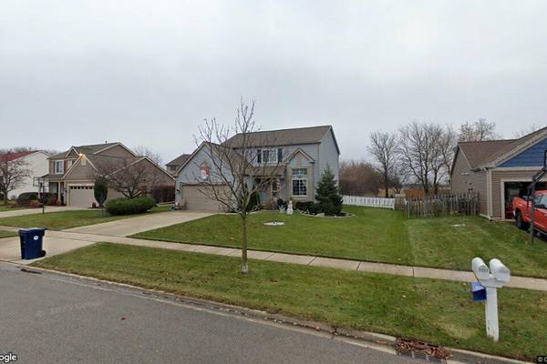 Algonquin: Residential home goes for $405,000