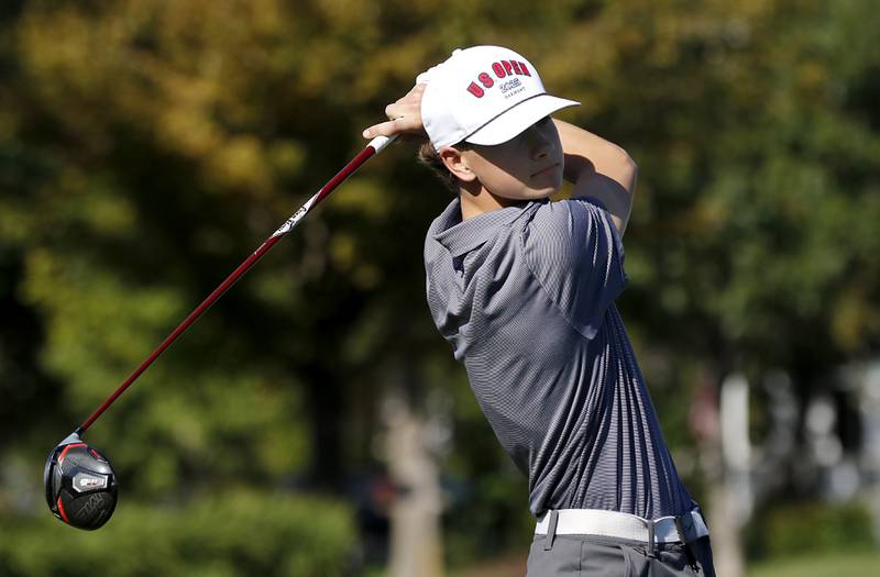 Cary-Grove’s Conner Lentz watches his tee shot on the 7th hole during the Fox Valley Conference Boys Golf Tournament Thursday, Sept. 25, 2025, at Foxford Hills Golf Club in Cary.