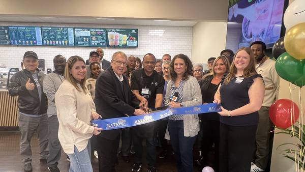 Bambū Dessert Drinks opens in Batavia 