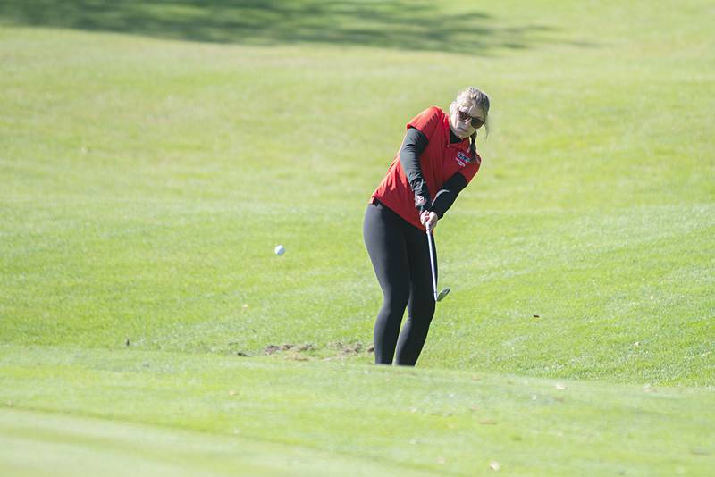 Erie-Prophetstown’s Isabella Johnston chips on the green on #10 at Deer Valley during class A girls regional golf Thursday, Sept. 29, 2022.