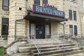 Old Joliet prison offers haunted sneak peek this weekend