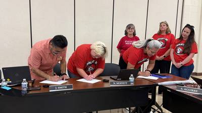 Joliet District 86 approves new teachers contract