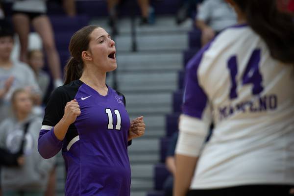 Manteno comes back for home win over Coal City in ICE nail-biter