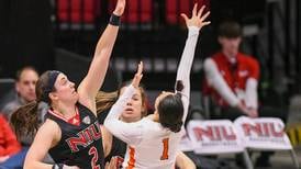 Women’s basketball: NIU defense falters in loss to Bowling Green