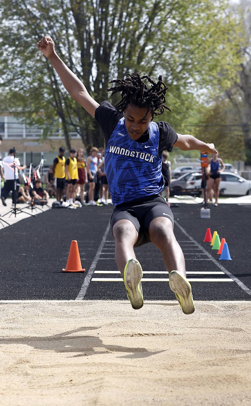 Johnsburg’s Stori Hurckes throws the discus on Thursday, April 23, 2026, during the McHenry County Track and Field Meet at McCracken Field in McHenry.