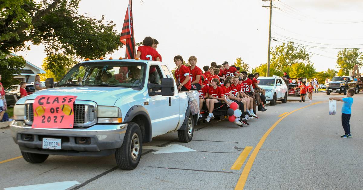 Photos Yorkville 2023 Parade Shaw Local