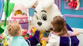 Hawthorn invites community to take photos with Easter Bunny