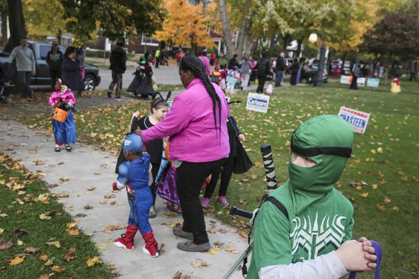 Halloween 2025 trick-or-treat times in Will County