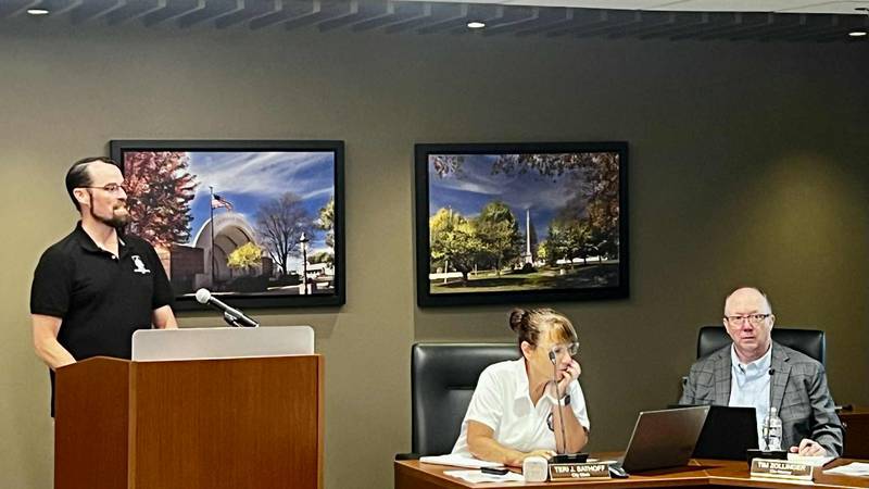Developers pitch plan to turn Sterling’s vacant National buildings into region’s largest family fun center