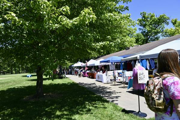 Oglesby’s ‘Bark in the Park’ returns with dogs, vendors and games