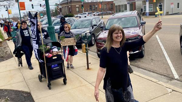Photos: DeKalb County faith leaders gather congregants for Palm Sunday service to oppose Christian nationalism
