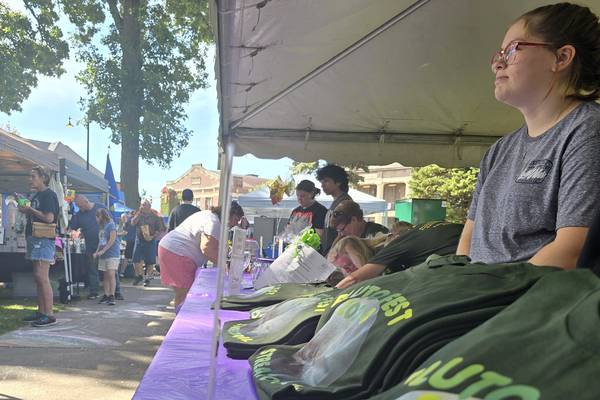 Pluto Fest, Fall Food Truck Fest return to Streator on Saturday