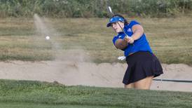 Photos: Golfers compete at Emerald Hill