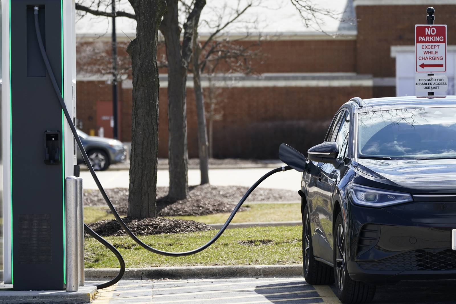 How you can get 4,000 in Illinois’ electric vehicle rebate Shaw Local