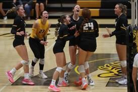 Girls volleyball: Joliet West wins a thriller in 3 over Minooka