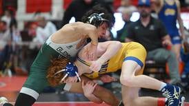 Lyons' Griff Powell, Lemont’s Judah Heeg knock off unbeatens at Rex Whitlach Invitational