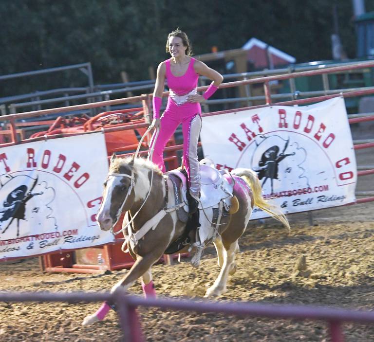 Antique Tractor and Implement Show kicks off Ogle County Fair Shaw Local