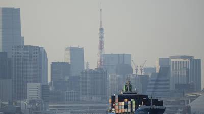 Trump to put 25% tariffs on Japan and South Korea