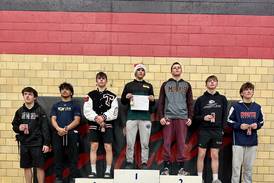 Crystal Lake South’s Nathan Randle leads McHenry County wrestlers at Rockford East Invitational