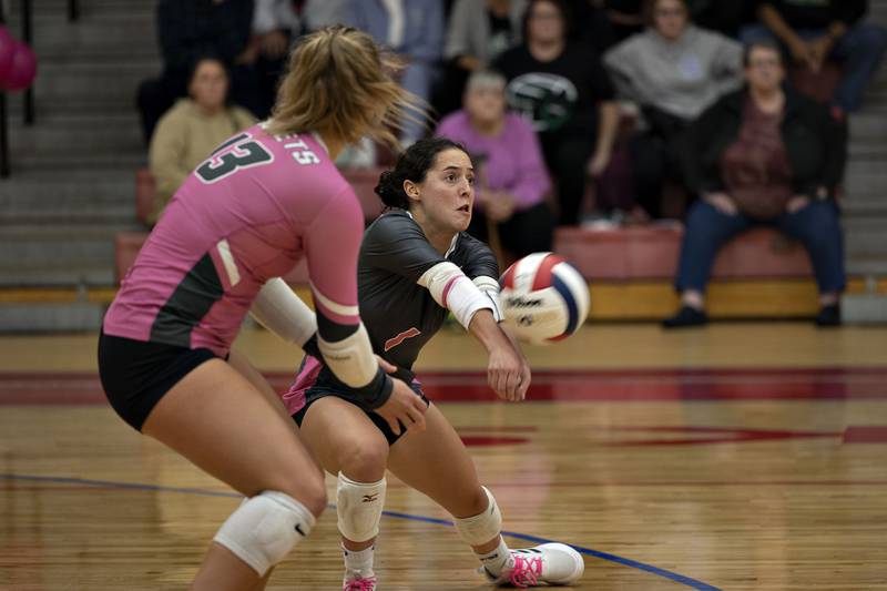 Rock Falls’ Carlie Kobbeman passes the ball Tuesday, Oct. 11, 2022 against Oregon.