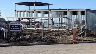Construction begins on new grocery store in Oswego