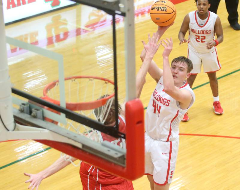 Streator's Nolan Lukach lets go of a shot against Ottawa during the Class 3A Regional semifinal game on Wednesday, Feb. 26, 2025 in Sellett Gymnasium at L-P High School.